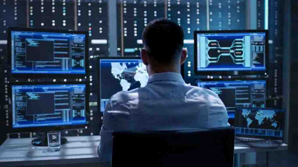 一个信息科在战斗，建不起智慧医院