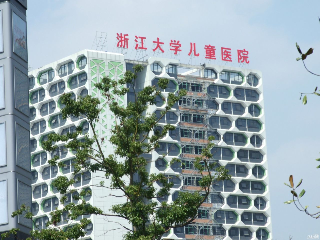 浙大二院和一院哪个好_未来医疗 浙大一院 智慧医院_浙大一院之江校区地址